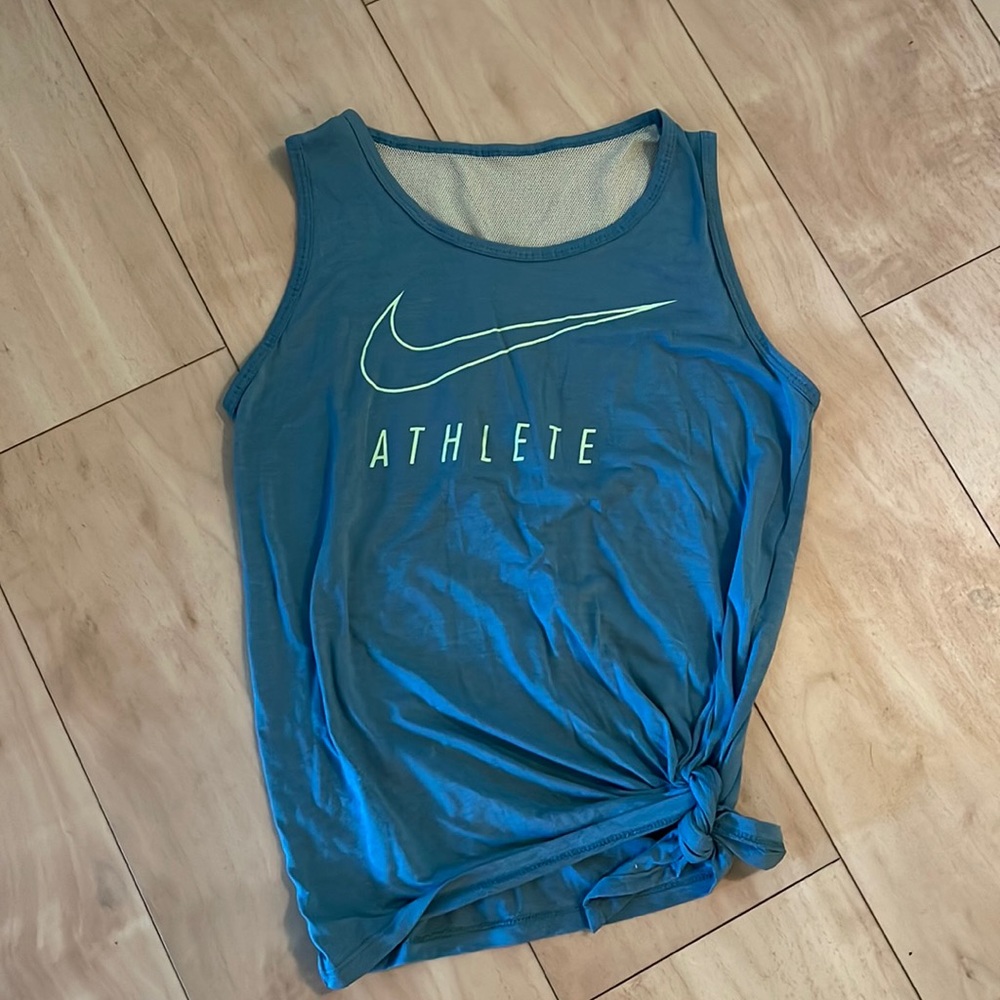 Nike girls Tank Mesh and soft cotton -Size Y large Super cute!! FITS Ladies XXS